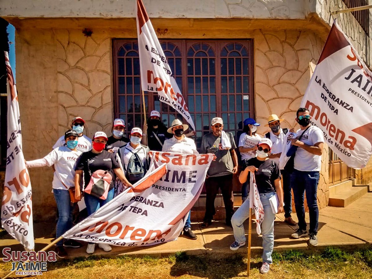 SusanaJaimeMer1's tweet photo. En nuestro acercamiento con la gente del #pochote, nos dimos cuenta qué hay mucho talento para trabajar pero que no tienen apoyo para realizarlo. Es un compromiso personal enfocarme en darle solución a todos aquellos que no han tenido la oportunidad de explotar sus habilidades. https://t.co/Z5bAtYaH8j