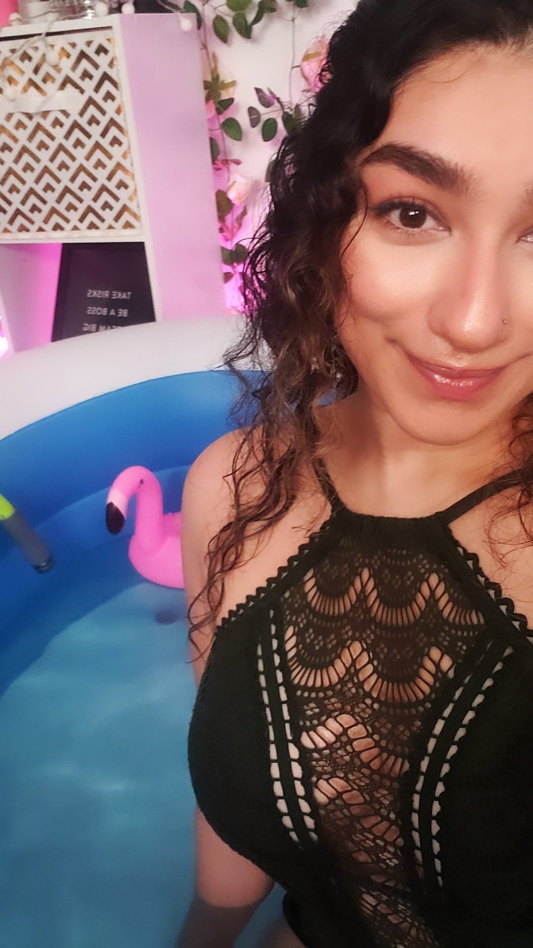 alphaleedah💕 on Twitter "step sis stuck in her kiddie pool https //t