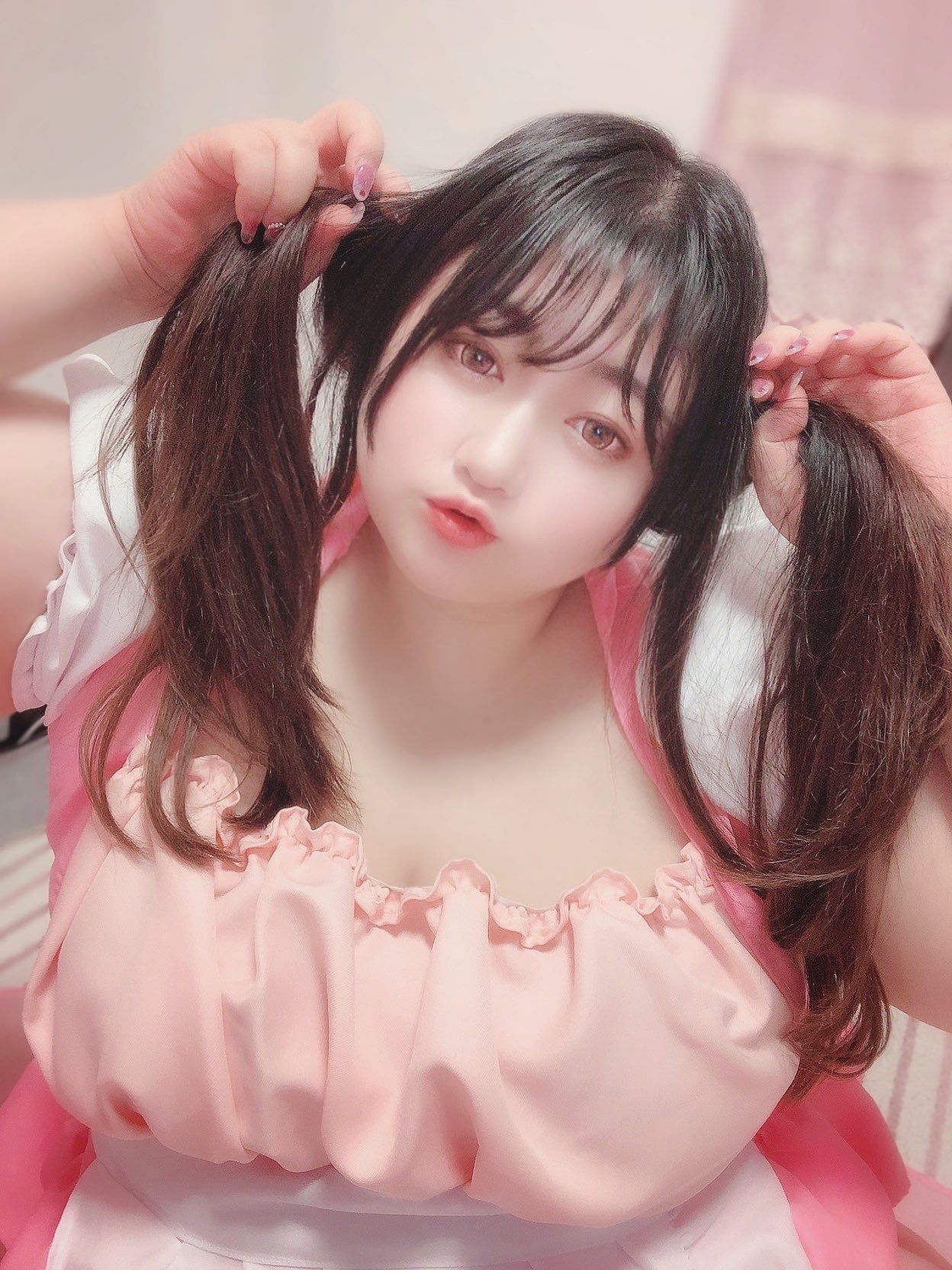 えみっくす ミスid22 デブ売りにしてると 太ってる女の子なら誰でもいいって感じなのか 同じジャンルの女の子みんなに絡んでるひととかよくいるけど 稀にいる えみっくすだからいい みたいなひとまじでいますぐ結婚なんよ 結婚指輪22号で
