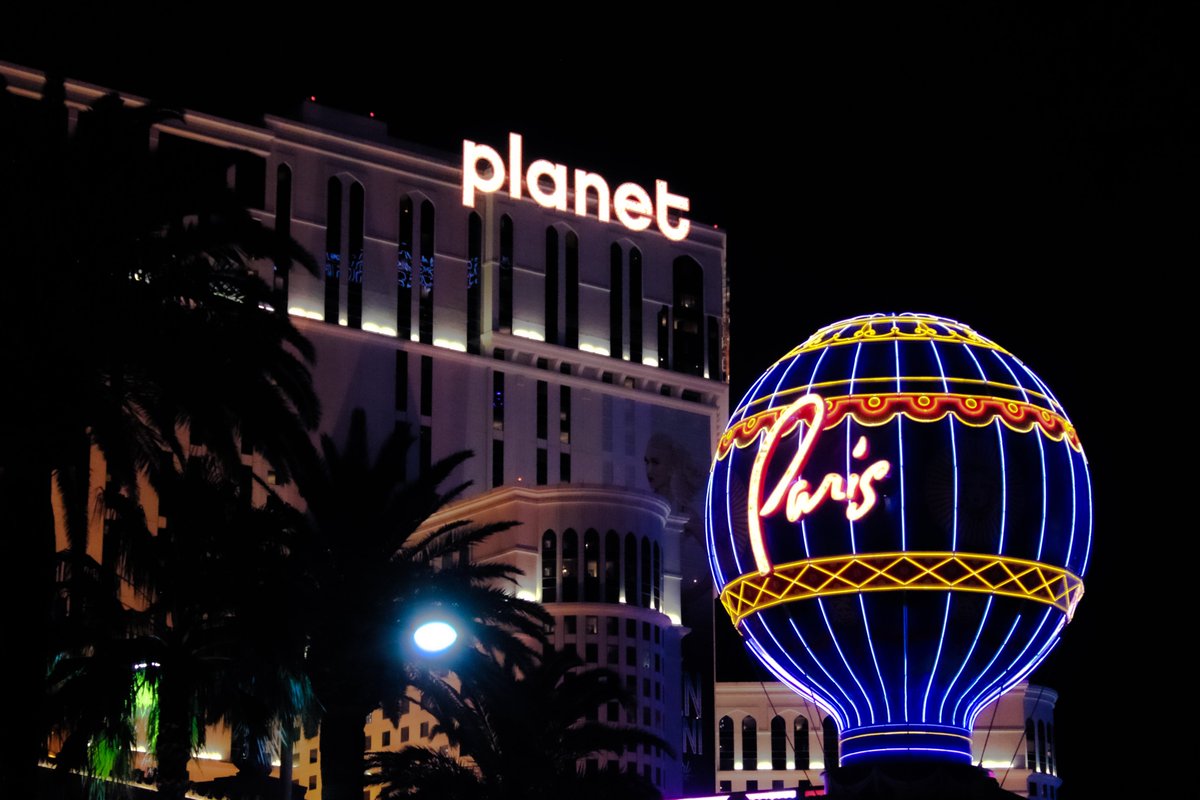 (11/15-19 - 11/19/19) Las Vegas, NVOrdered my first camera & shipped it to Vegas.Took some shots of  @ParisVegas that night on Auto.: Canon Rebel T7 w/ Standard Lens Kit : Photoshop
