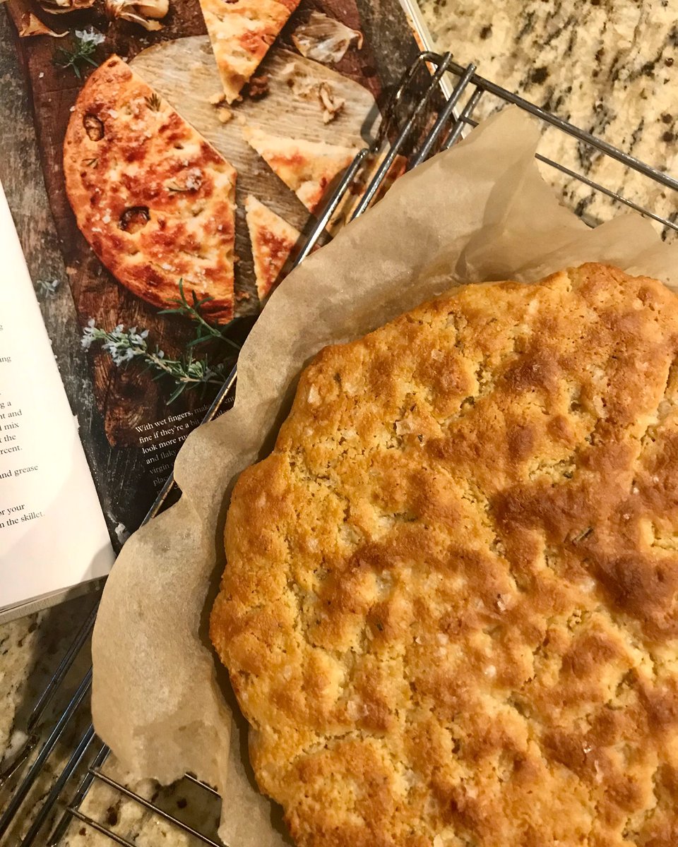 First recipe we tried from the new @sweetlaurelbakery savory cookbook. Roasted garlic and Rosemary focaccia! Wow wow wow! You would never guess it’s grain free. The texture and flavor is awesome! #81poppieseats #grainfreebaking #focaccia #roastedgarlic