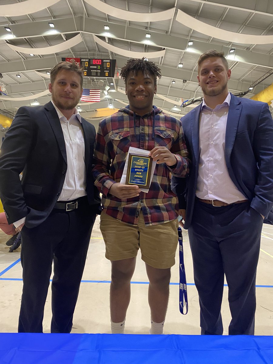 averettwres's tweet image. Jamar Christian is your winner of the 2020-21 UTILITY MAN AWARD!