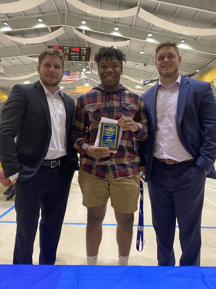 averettwres's tweet image. Jamar Christian is your winner of the 2020-21 UTILITY MAN AWARD!