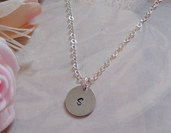 SL_Designs1's tweet photo. Personalized Disc Necklace, Initial https://t.co/fJQe3ijd29 via @EtsySocial #handmade #jewelry #initialnecklace #initialdisc https://t.co/yXNPydrFEh