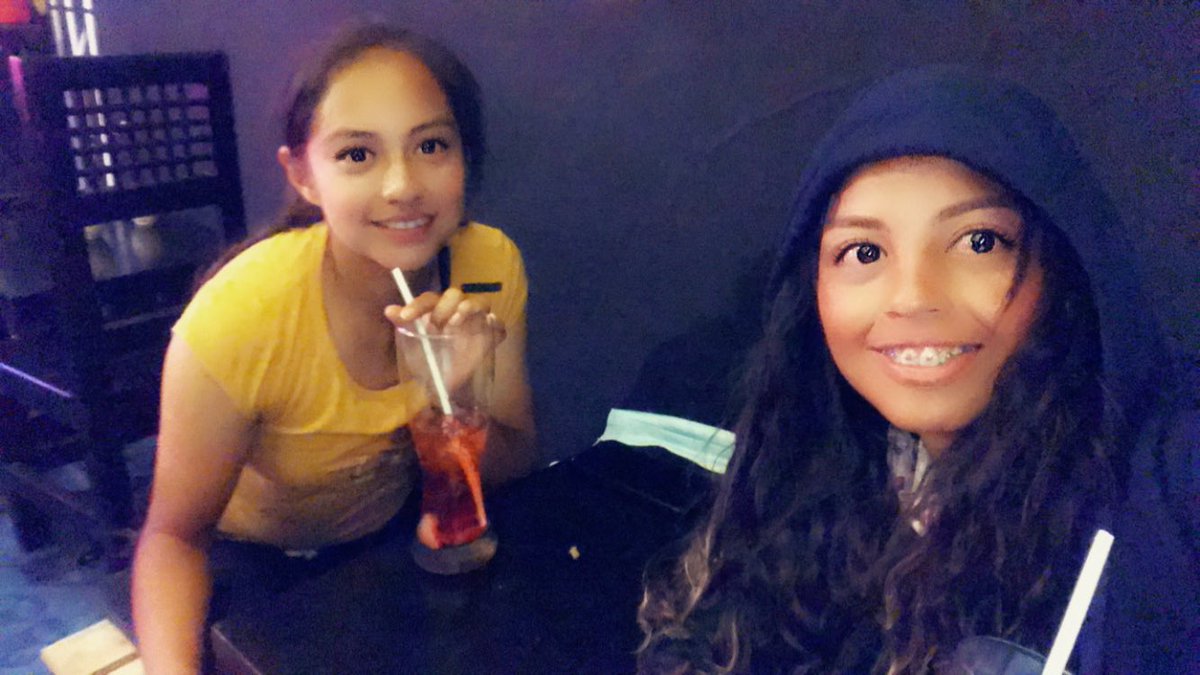 MicaelaGranda's tweet photo. Te Quiero HERMANITA me encanta poderte llamar así siempre voy a cuidarte y desearte lo mejor 💞 https://t.co/W182Qm3Kj3