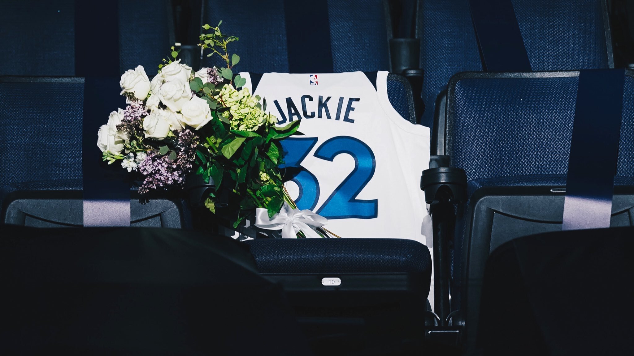 Bleacher Report on Twitter "Timberwolves honor Jacqueline Towns by