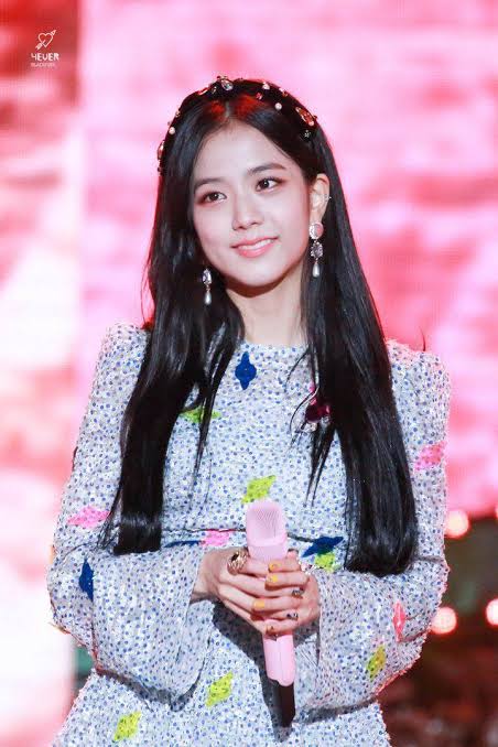 soyaaa_r's tweet photo. #JISOO39MPARTY https://t.co/0446gJIOP8