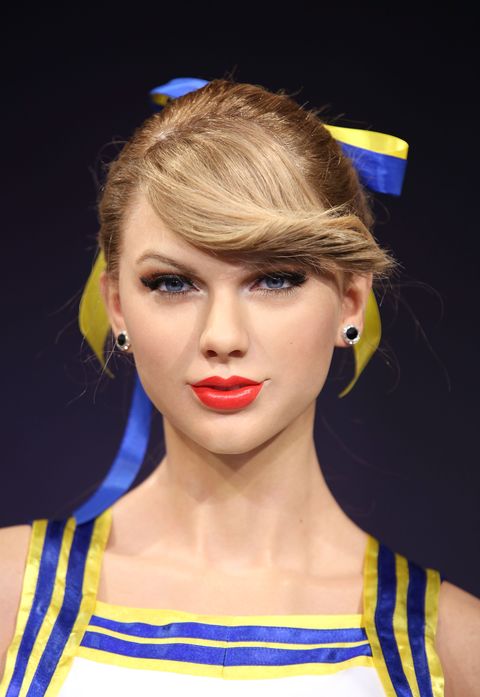 Taylor Swift wax figures but everytime you scroll it gets disturbing A thread 