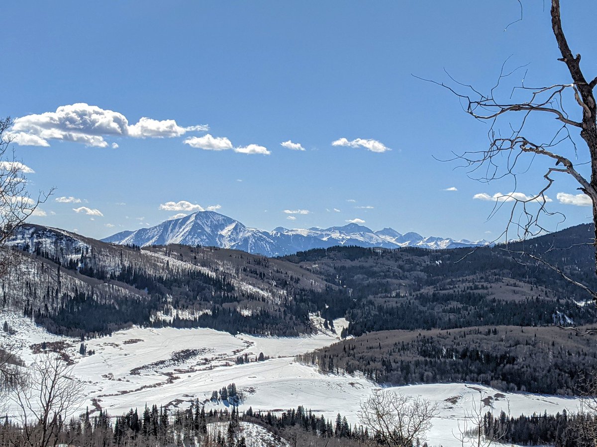Today's objective was unfortunately rescheduled. I didn't realize the lower gate was closed still. Oops. Either way made up for it and skied Baldy, a little peak I have been eyeing for a while. #skiing #backcountry