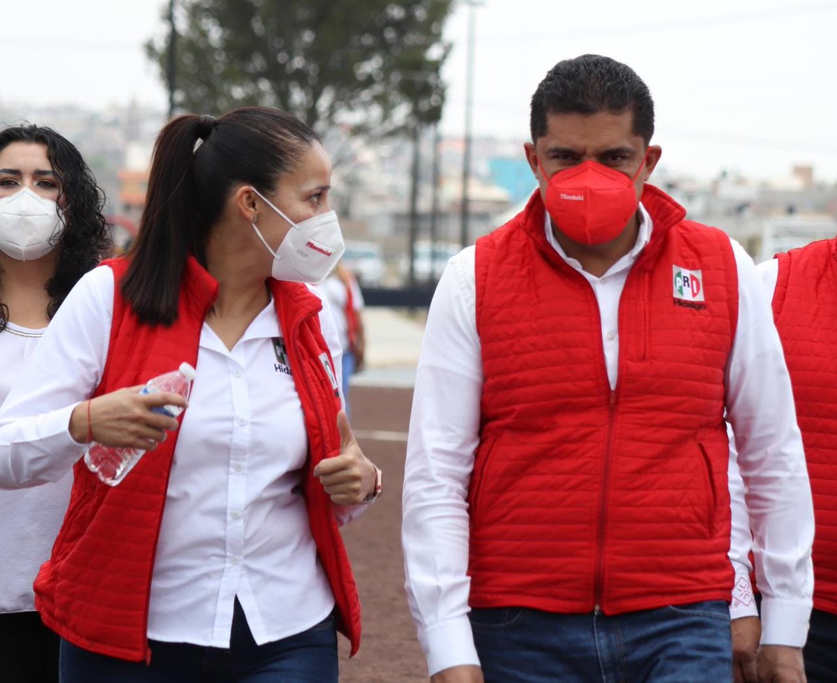 cdeprihidalgo's tweet photo. A 8 días del arranque de las campañas, la dirigencia Estatal encabezada por el Mtro. @jmvalerapiedras y la Sria. General @PaolaJazminDO, visitaron el Municipio de #Apan, para fortalecer a @RocioSosa__  @arrieta_meneses, Candidatos que abandera las causas de las y los Hidalgueses. https://t.co/EYxU8Gg1gC