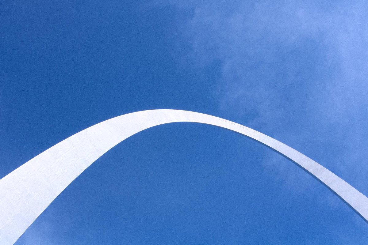 (August 2020)St. Louis, MO  @GatewayArchSTL Shot manually. New prime lens : Canon Rebel T7 w/ Tamron - 18-200mm f/3.5-6.3 Di II VC & Canon EF 50mm f/1.8 STM & Canon - EF-S 24mm f/2.8 STM: Photoshop