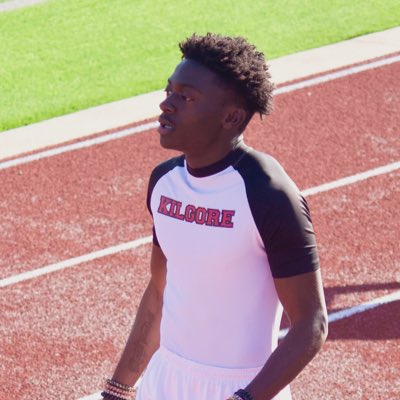 daltonsmith1616's tweet photo. #NewProfilePic forever humble🧏🏾‍♂️💎✨ https://t.co/sf4yUUIjig