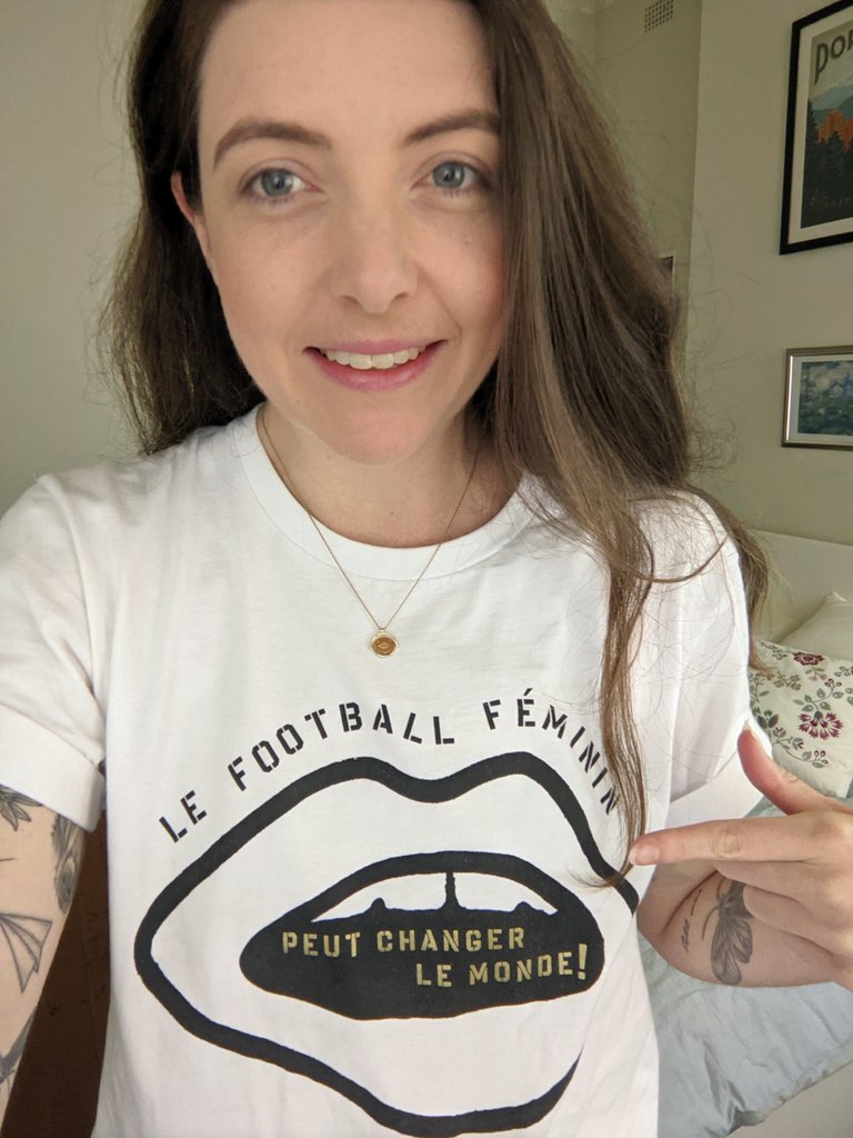 battledinosaur's tweet photo. I'll be on #TWGLive from 1pm today for the entire show as we wrap up the #WLeagueGF and the #Matildas friendlies alongside a whole bunch of awesome women guests.
of course, one must dress appropriately for a day filled with woso! https://t.co/UiryIw2phy
