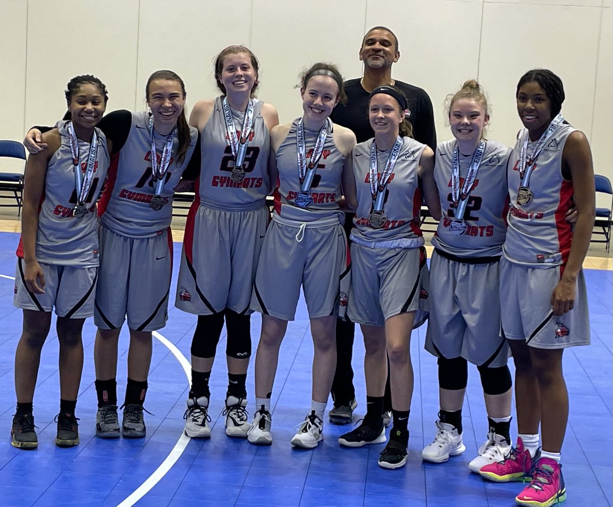 CoachWalkerGRB's tweet photo. Congratulations to @NikeLadyGymRats LGR Shelt bringing home the Silver bracket Ship. #Indyjamfest #GymRatsYouKnow @meredithrose22 @RickMars40 https://t.co/dvhJsQkVNG