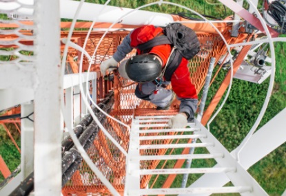 TowerClimberCom's tweet photo. Tower Climbing Road Warriors: Ways to Stay Healthy on the Road - https://t.co/2UpdHvLxwv #towerclimberjobs #wirelessjobs https://t.co/0P8GM04TjH