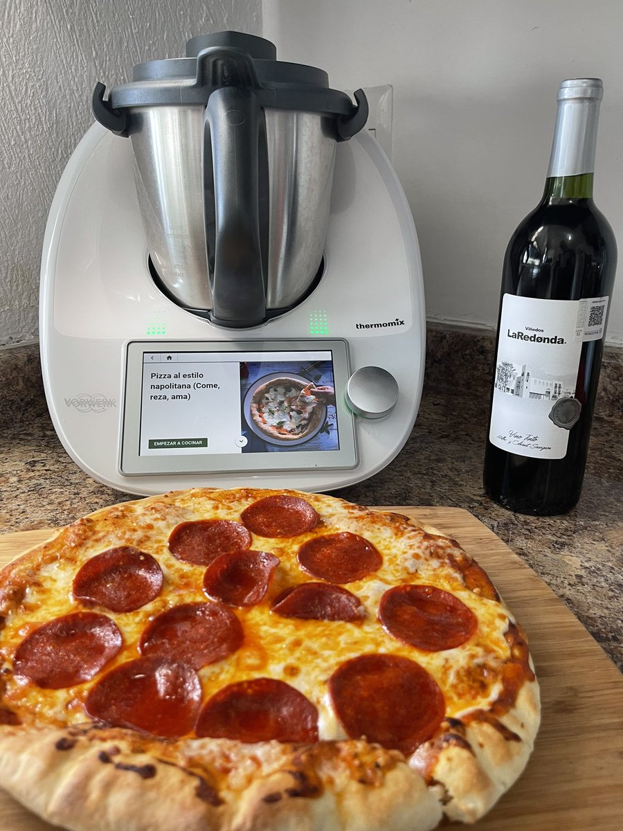 Así pasa una tarde con #Thermomix #pizzatime