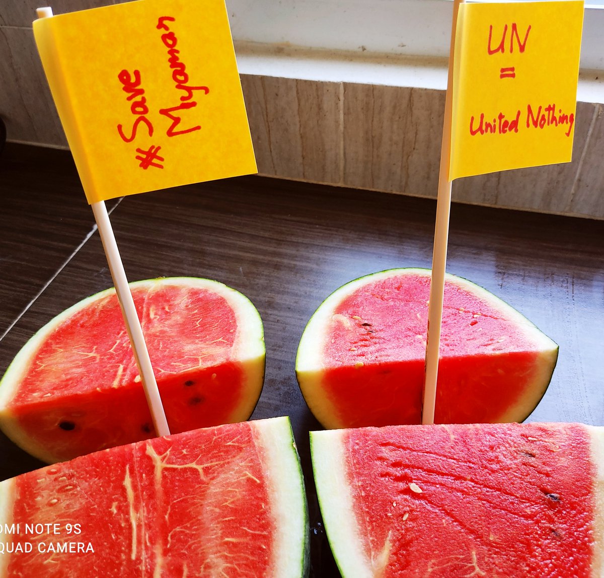 SpringRev21's tweet photo. မြန်မာ့🍉 ဖရဲသီး ချိုချိုလေးကို🍉 အားပေးကြမယ်🍉🍉🍉
#WatermelonStrikeMyanmar
#WhatsHappeningInMyanmar
#april12coup
#rejectmilitarycoupmyanmar
#WeNeedR2PInMyanmar
#BoycottChineseGoods
#madeinmyanmar
#SaveMyammar
#watermelonchallenge https://t.co/UqnMV2L06h