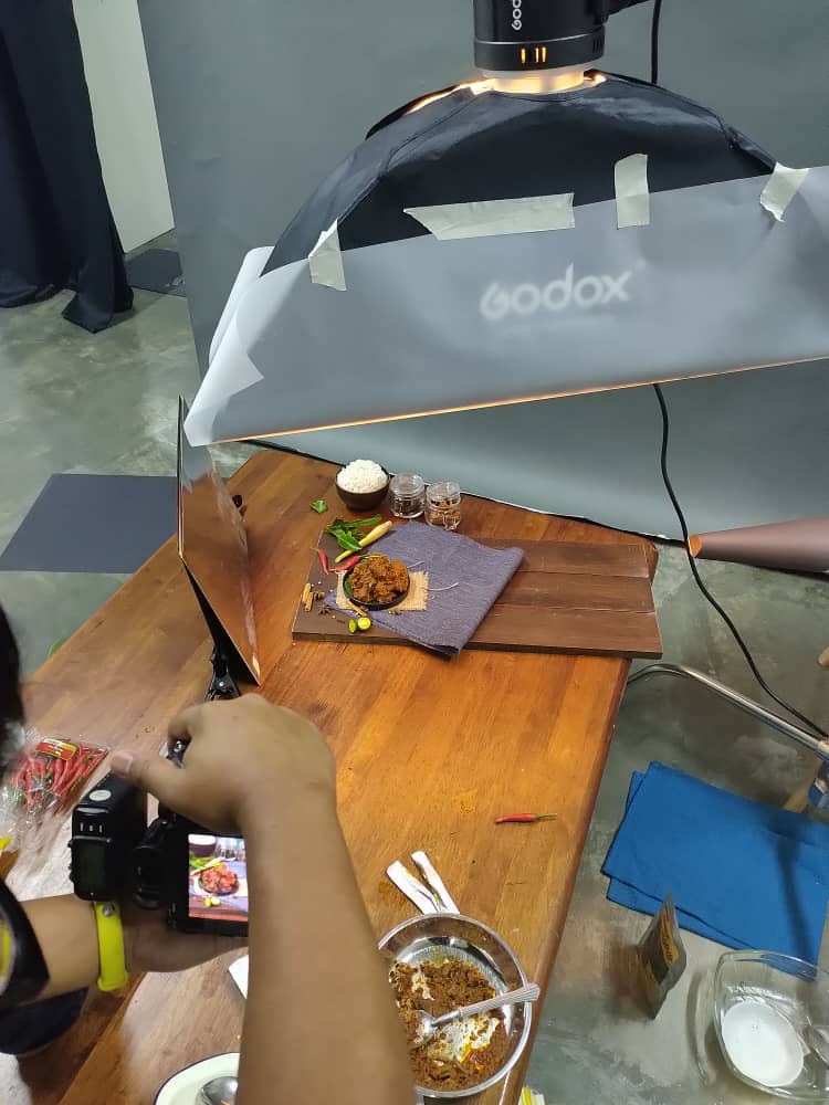 iHX_Production's tweet photo. Mini project by us 🥘

#productshot https://t.co/n7tPz87hLc