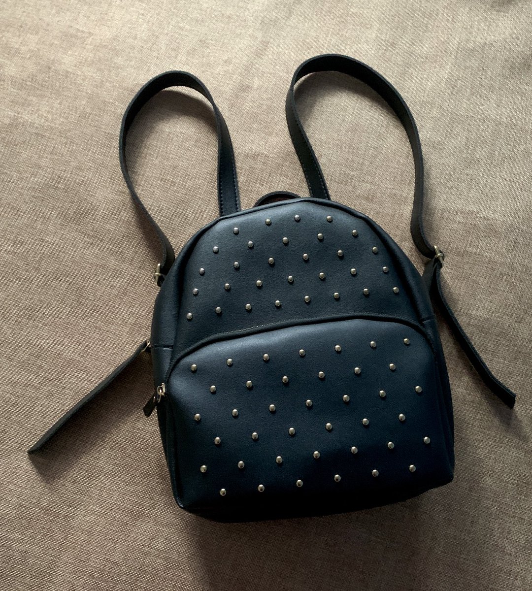 SAYLASBoutique's tweet photo. SILVER STUDDED BACK PACK 

Material : PU leather
Item code - SB0017

Grab yours before it is gone as a limited stock is available.

DM TO ORDER &amp; INQUIRY ➡️

Islandwide delivery 🚚 https://t.co/hNO2wAAvC9