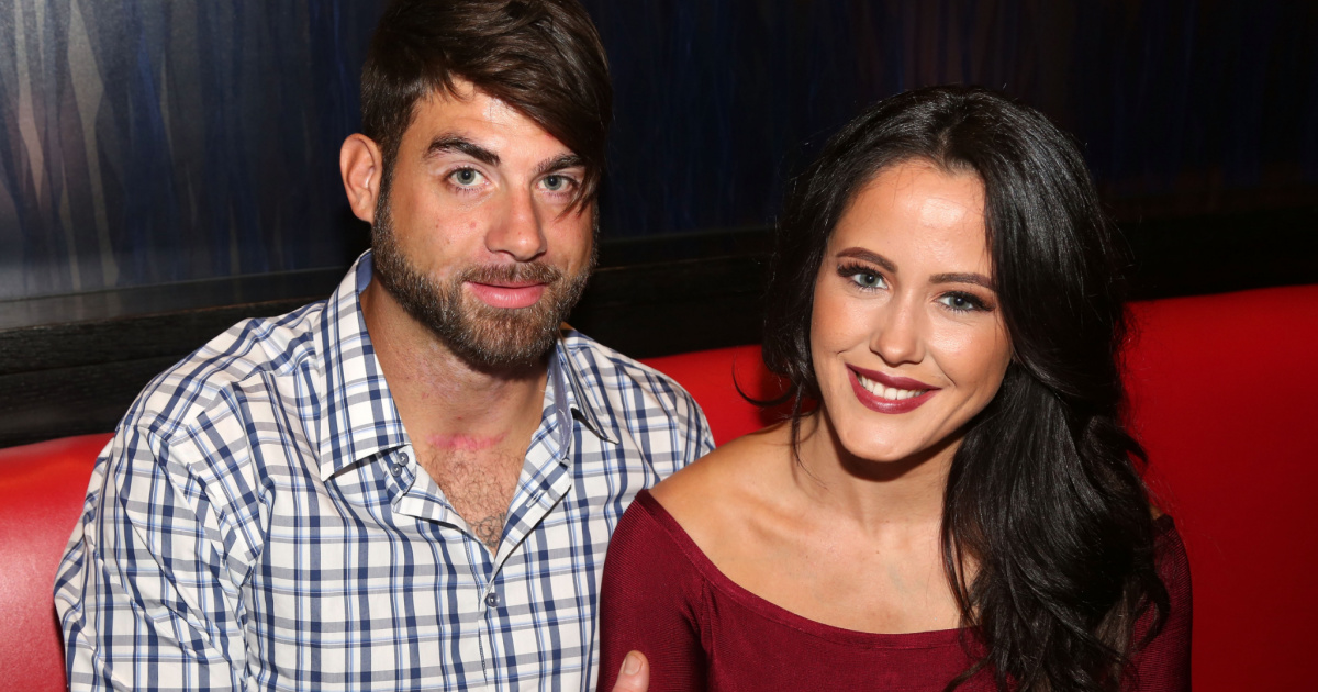 Jenelle Evans Snipes at #TeenMom Fans Criticizing Her Over Husband David Eason https://t.co/Y82DeK1oZw https://t.co/RBvTk2L9c0