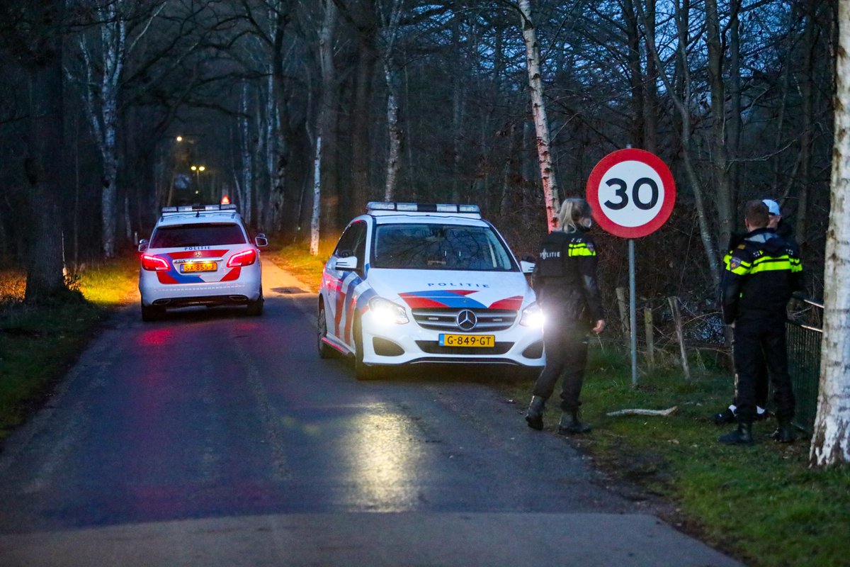 Politie kamt gebied uit bij Vaassen na geweldsincident..