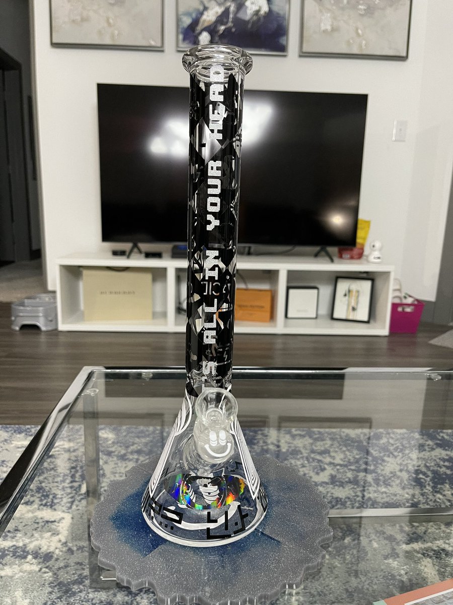 _zalien_'s tweet image. 2️⃣2️⃣2️⃣ @gjonesbass