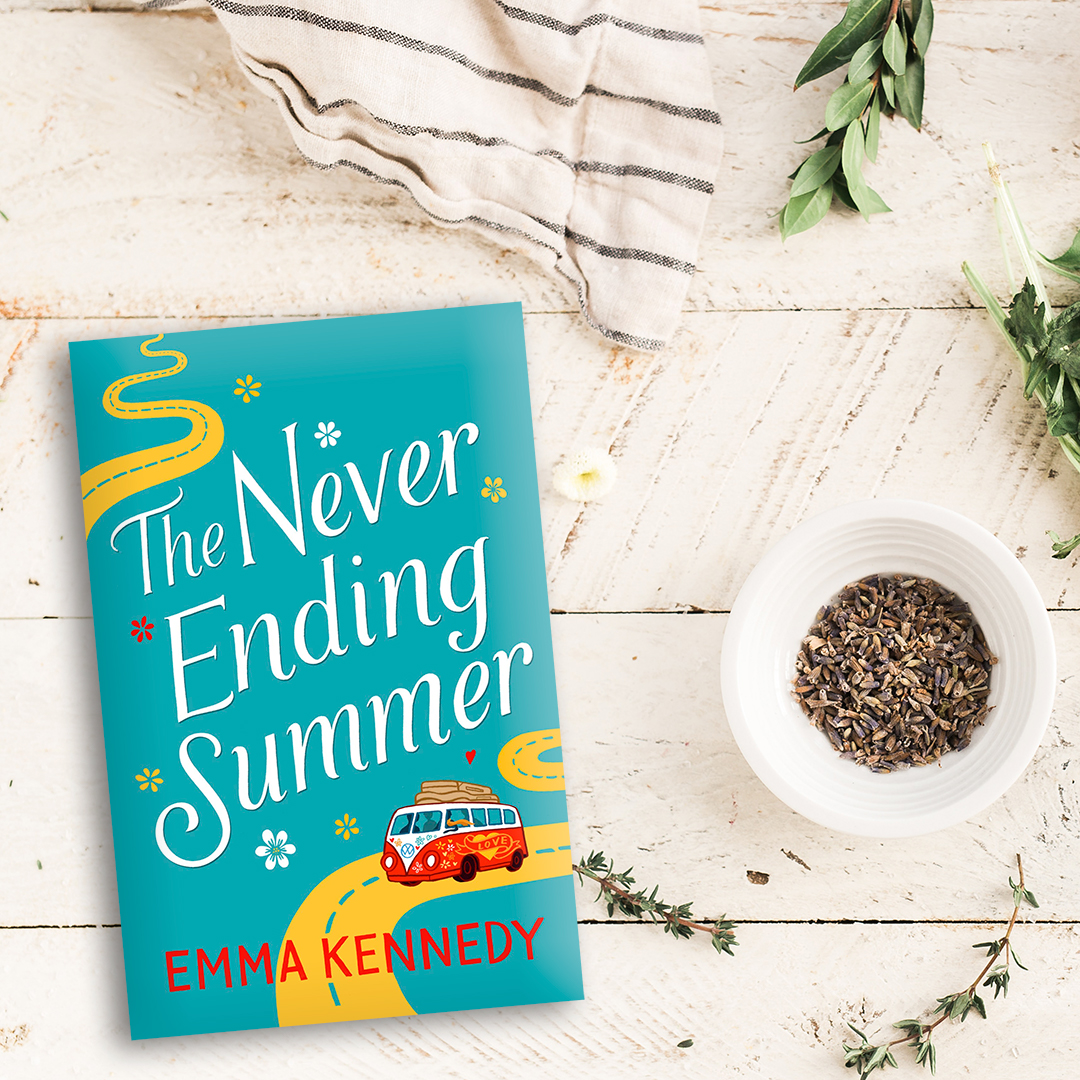Happy Monday! Hope you all had lovely weekends and have been enjoying April's book #TheBestThings ? Don't forget that my new book #TheNeverEndingSummer will also be available in paperback from Thursday! 🚌☀ amzn.to/36pGDu5