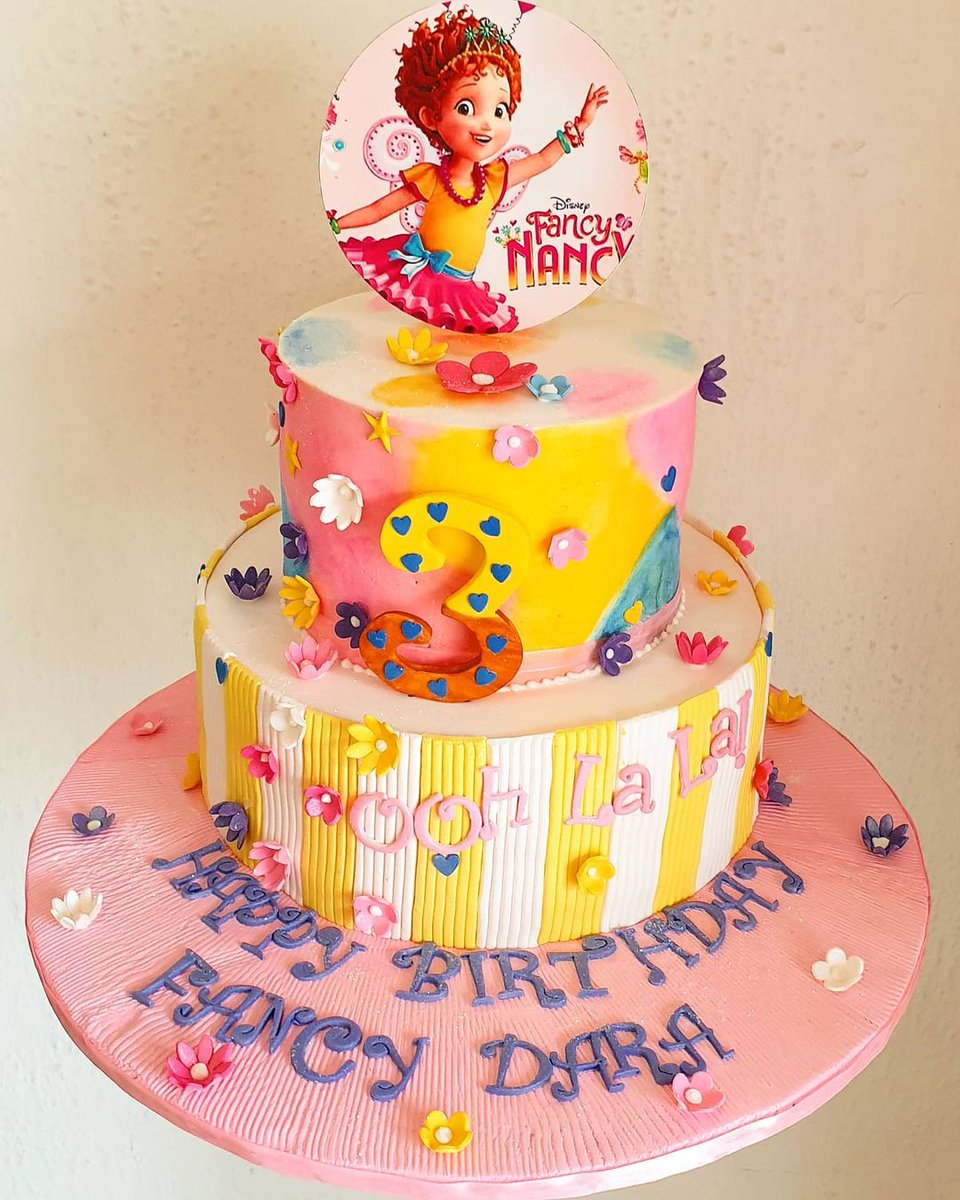 Beauty Personified @mixnbakecake
To order call 🔥08037276296
Whatsapp chat- 08187245687