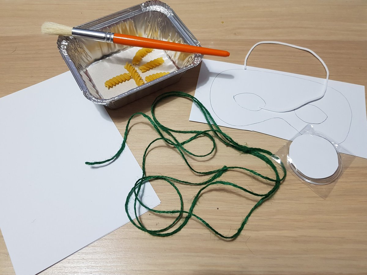 4thSWallington's tweet photo. #Rainbows resources ready to go! Badge kit - #NatureNeighbours, fossil kit - #DinoDetectives, card - #ABigThankYou, twine - #ShiftingShades, mask template &amp; elastic - #SafetySuperheroes (#SFMF #LiveSmart level 1). Plus lots more planned. @Guiding_LaSER @GuidingMembers https://t.co/yfTm5vTKYA