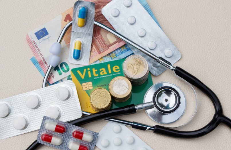 [Public] Le GIE SESAM-Vitale a détaillé la feuille de route de l'application carte Vitale, pour les établissements de santé et professionnels libéraux.

👉🏼 cutt.ly/OcVC0aA

#santé #innovation #santépublique #digital #esante