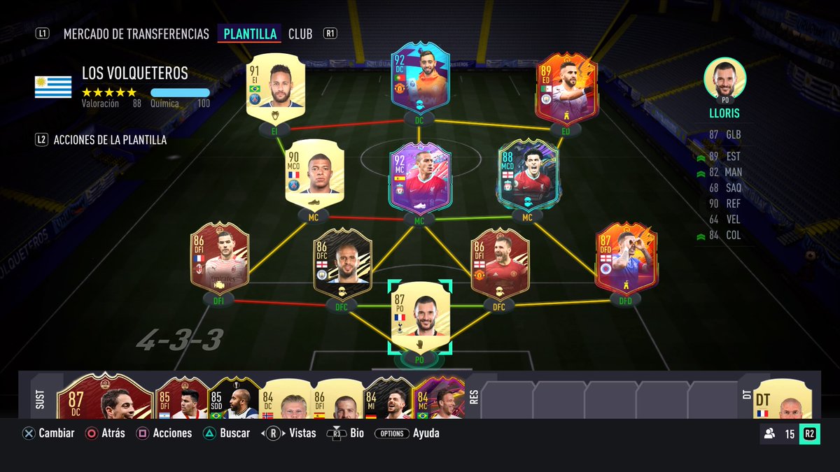 Thiago carrea fuertemente