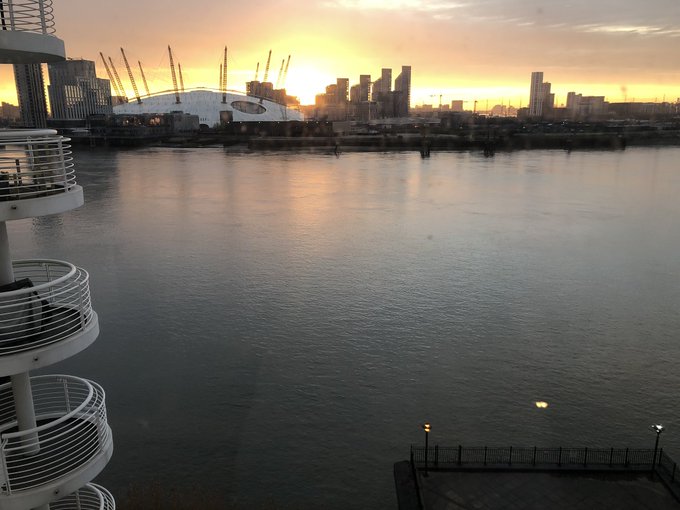 Good morning sexy people, beautiful sunrise in London x https://t.co/e1uZy8euGZ<a href="/tag/hardcore"class="tags"><span>#hardcore</span></a><a href="/tag/filth"class="tags"><span>#filth</span></a><a href="/tag/stepdaughter"class="tags"><span>#stepdaughter</span></a>