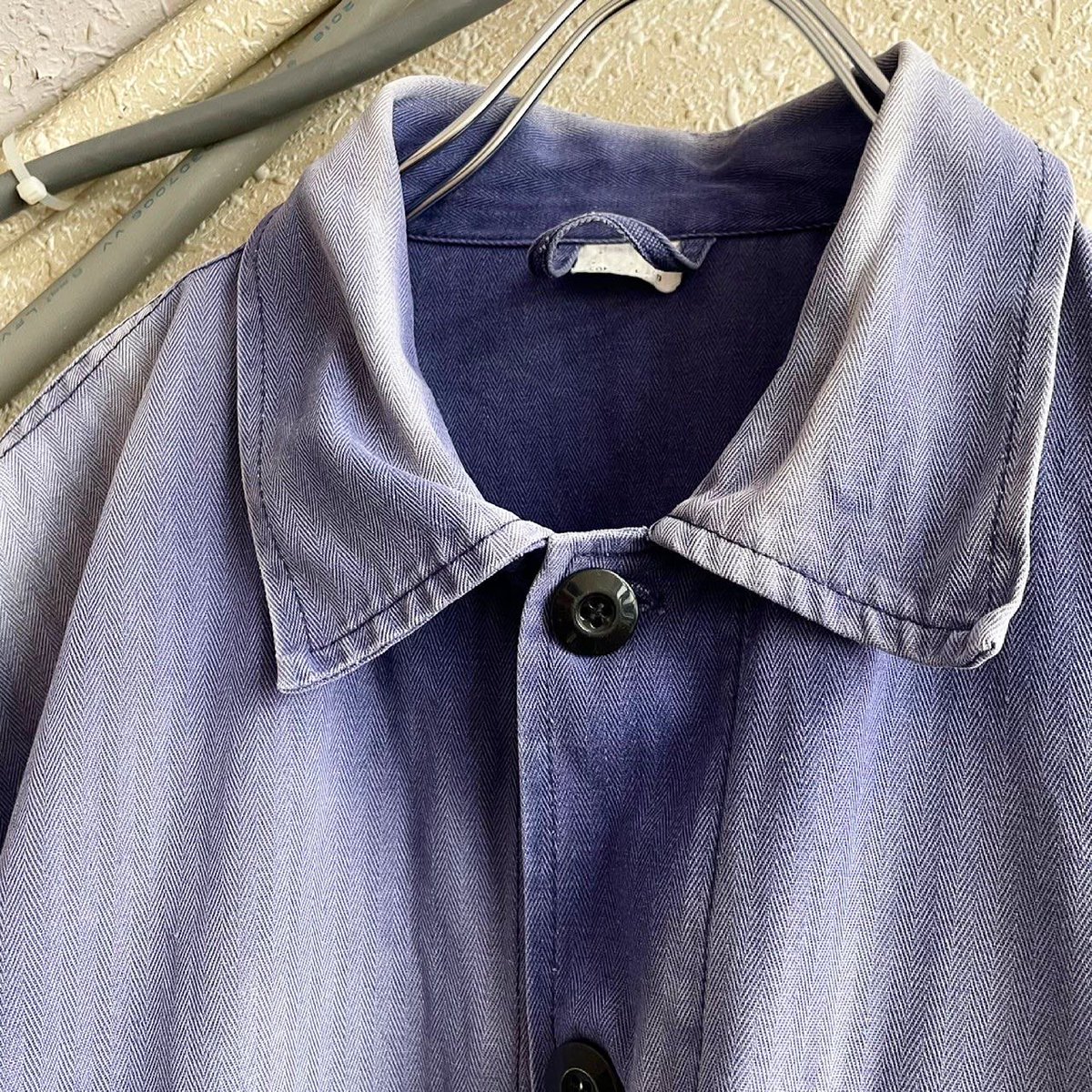 Epic_used's tweet image. #frenchworkjacket
#herringbone

目を奪われるフレンチワーク特有の絶妙な色落ち
硬めなヘリンボーンがクタクタになるまで着倒したボディ
控えめに言って最高です。

4月12日(月)
Epic. OPEN🚪
☀️14:00-20:00🌖