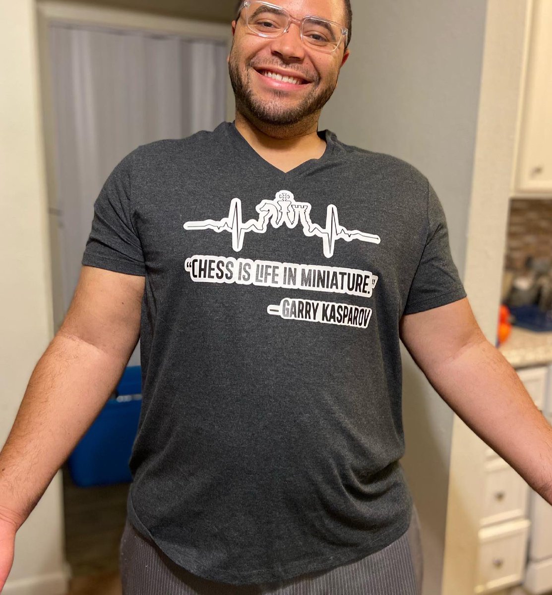 My wife @bmileslifestyle made me a chess shirt! ❤️ ❤️ ❤️!!!! Thank you! #chess #ajedrez #echecs #nola #TShirt #Quote #ChessQuotes #ChessNotCheckers #Moves #Smile #LifeIsGood #ChessLife @realchesscoach @CalculatedChess @gmcanty @HarlemKnite