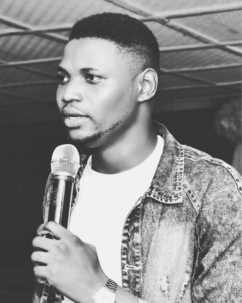 mcee_olorin's tweet photo. You have an upcoming event ?
You need a competent Master of Ceremony to Wow and Engage your audience?
My name is Ade-Akanfe Adebayomi Mc Beryus
I vouch to engaged your audience with 100% mature entertainment and maximum fun
Oya Hit me!!!!!!
#McWithClass #McWithVibe #McWeySabi https://t.co/8qX6fTlg7W