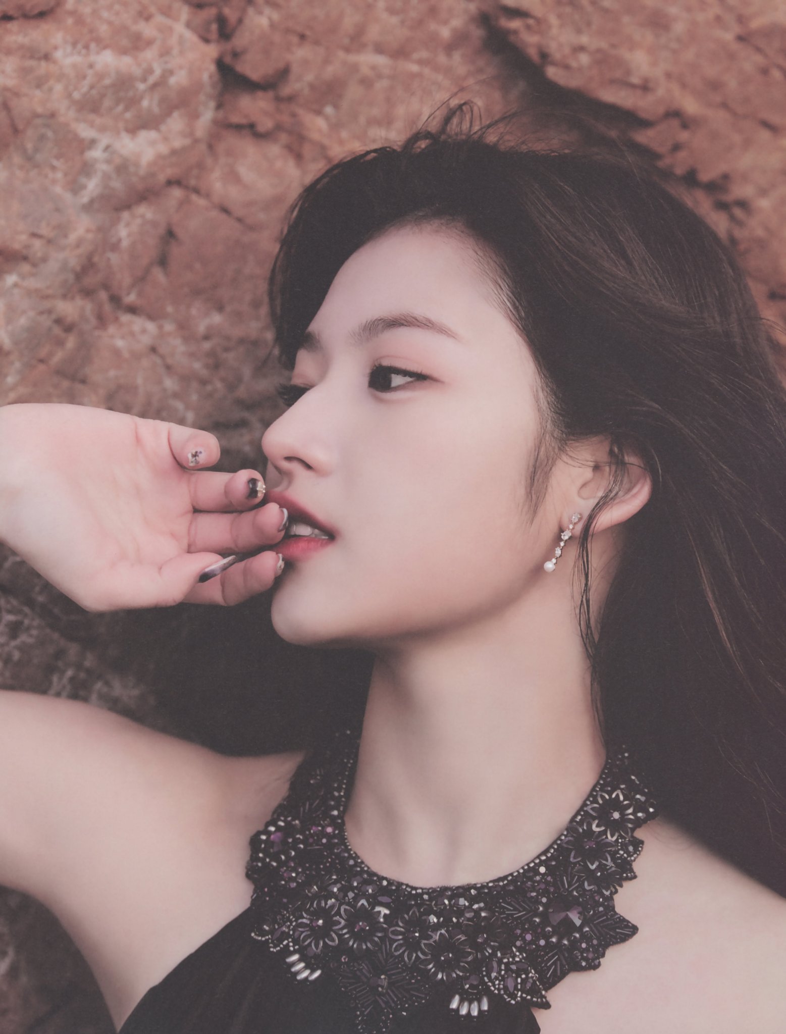 sana♡ EywOKHVU4AcU6Vt.jpg:large