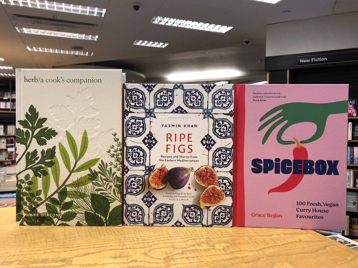 liagibap1966's tweet photo. And more cookery books ⁦@yasmin_khan⁩ ⁦@MarkDiacono⁩ #graceregan ⁦@BloomsburyCooks⁩ ⁦@EburyPublishing⁩ ⁦@QuadrilleFood⁩ #figs #spices #herbs #foodgloriousfood https://t.co/NUopwrEtOz