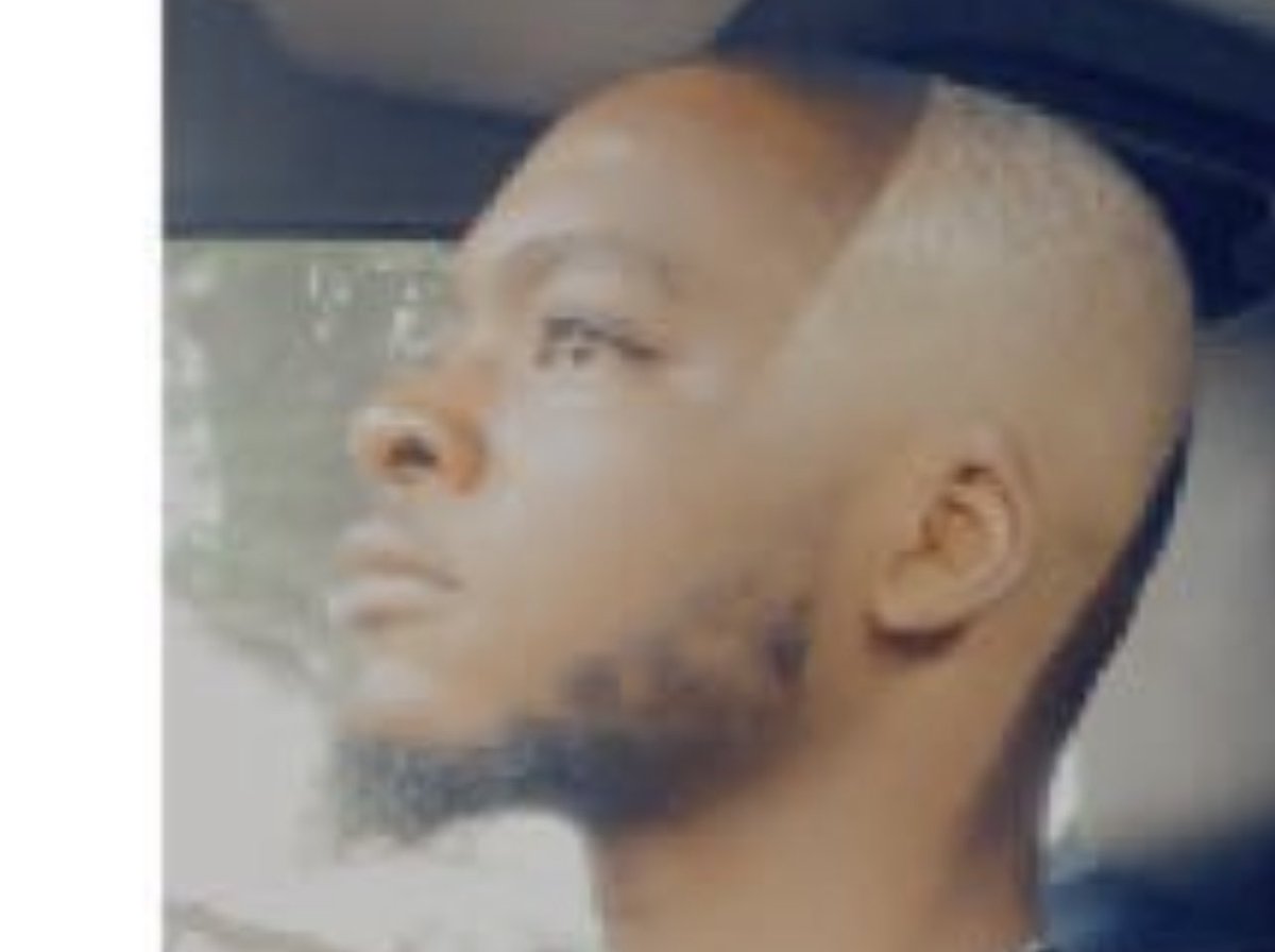 DreamzBigg's tweet photo. There is no money on ground 💔 https://t.co/3akiD5F0od