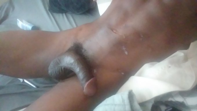 Nigga need to fuck sumthen🍆🍑💦💦💦 https://t.co/StlFGTGRSL