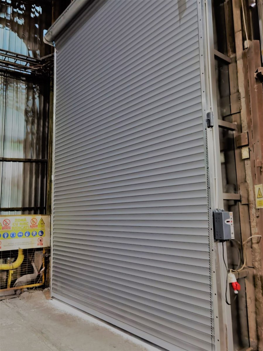 DesignVertical's tweet image. Înlocuirea ușilor industriale de mari dimensiuni într-unul dintre centrele logistice ale clienților noștri este una dintre provocările acceptate de echipa #VerticalDesign la începutul acestui an.

👉office@vertical.ro 

#logisticssolutions #industrialdoors #projectsuccess