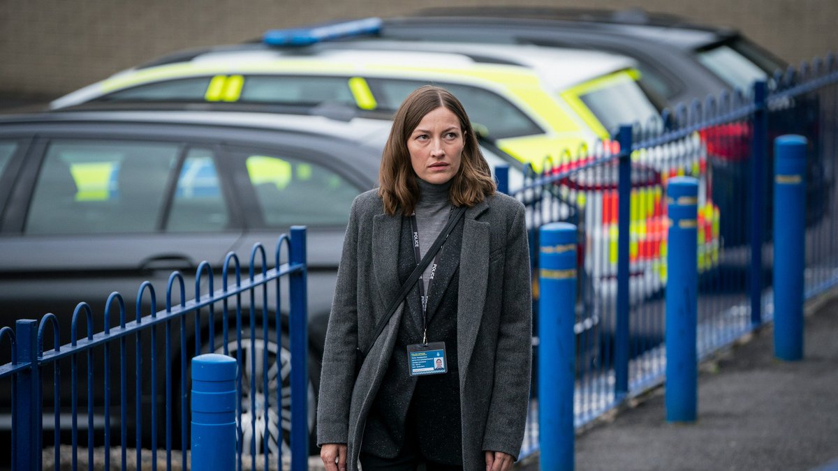 Last night's highly entertaining episode of  #LineOfDuty ended on a cliffhanger, with the revelation that Kelly MacDonald's antagonist is related to someone shocking. But who could it be?  http://bit.ly/LineOfDutyTheoriesGQ