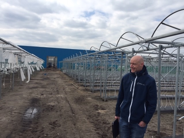 Kijkje mogen nemen bij de hightech onderzoekslocatie van <a href="/DelphyNL/">DelphyNL</a> <a href="/DelphyFruit/">Delphy Fruitteelt</a> in Horst voor zachtfruit. Indrukwekkend qua omvang en wat ze allemaal kunnen monitoren.