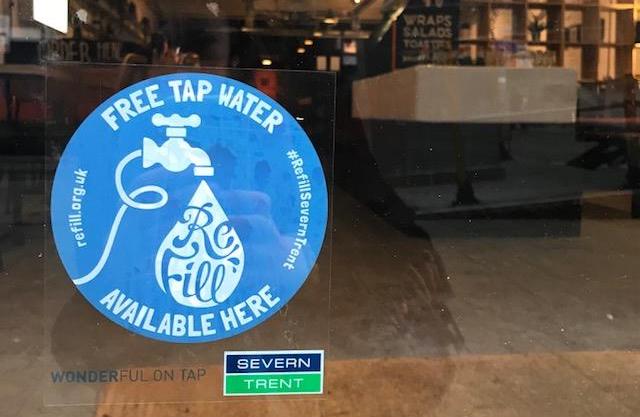 RefillBrum's tweet image. Sending love to all those opening back up today. As life returns to some kind of 'normal', we're asking businesses and customers to keep reusables ON the menu by refiling safely! #ReturnToRefill Find out how here: refill.org.uk/help/refill-hy…