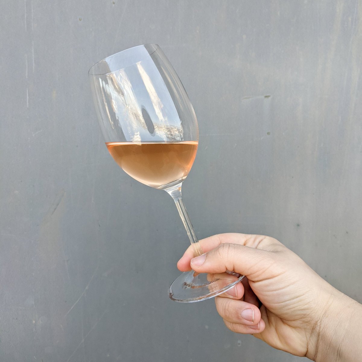 RedtailPEC's tweet image. Our 2020 Pinot Gris is making its way into bottle this week 💥 We're digging the colour we got from the fruit this year, harvested from a single vineyard in the Four Mile Creek sub-appellation 🧡