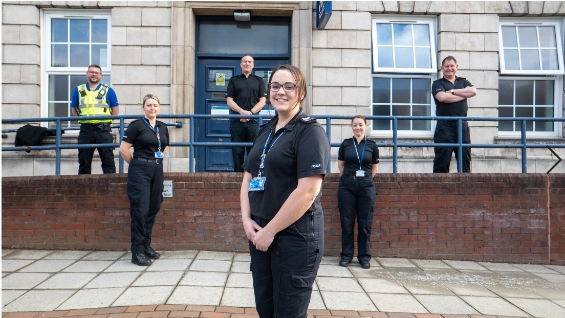 Meet the highly-skilled problem solvers tackling crime trends:

Staffordshire Police’s Harm Reduction Hubs based in #Cannock and #Burslem identify high demand or high-risk crimes and what causes those crimes to occur frequently.

Read more: orlo.uk/Jv2Pm