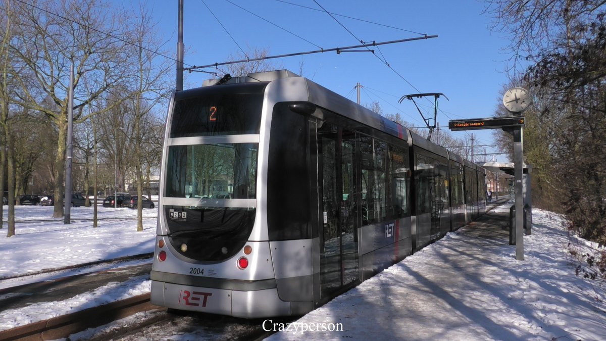 Spotter_OV_Rdam's tweet photo. Alstom Citadis RET trams, sneeuw en natuurijs in Rotterdam Charlois op 12 februari 2021.
Met warme dagen tussendoor na die dag en in deze aprilmaand, sneeuwt het ondertussen nog steeds.

#Alstom #RETRotterdam #tram #sneeuw #snow #winter #Charlois #Rotterdam https://t.co/IKqAF5O0Aw