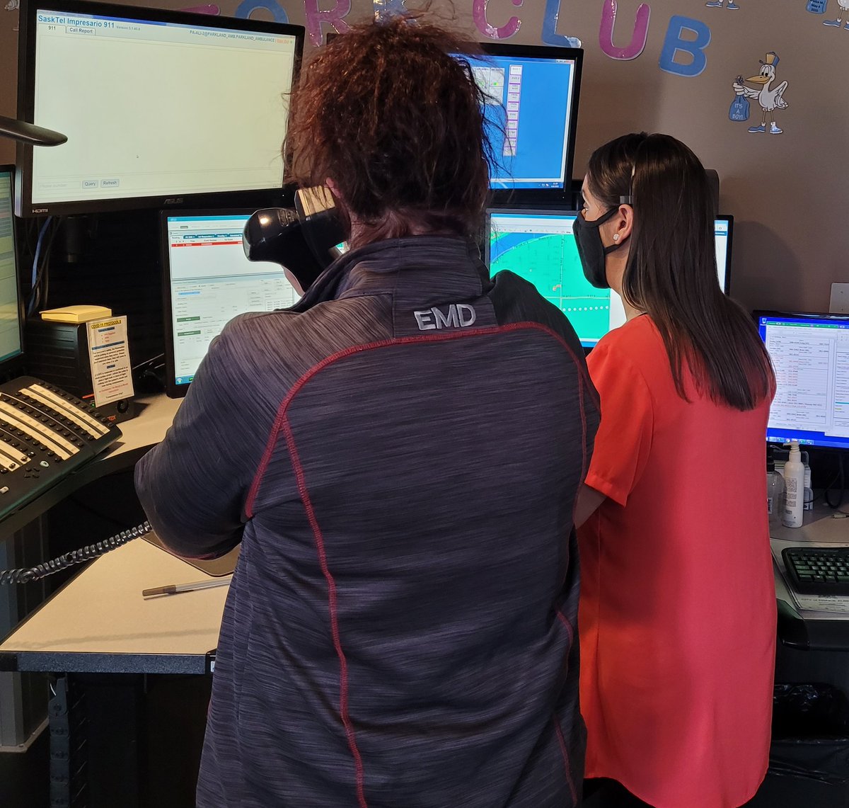 ParkAmbulance's tweet photo. This week is #NPSTW2021  and we are recognizing the dedicated team of professionals like Sarah who spent some time with @JanellaCTV @CTVMorningStoon @ctvsaskatoon illustrating the caring that is your first call for help. Janella got some hands on experience with a mock call. https://t.co/lLZmJRviHj