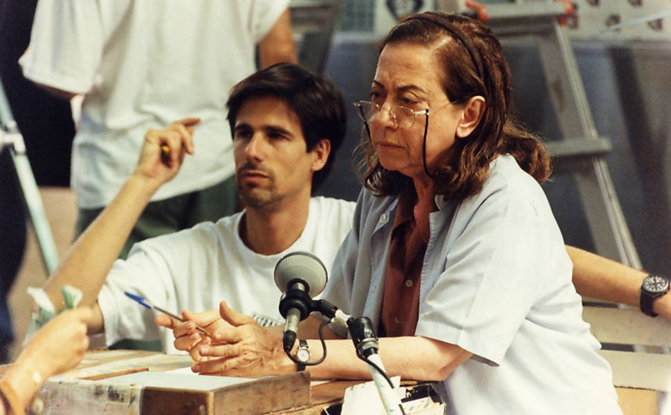 Walter com Vinícius de Oliveira e Fernanda Montenegro nos bastidores de CENTRAL DO BRASIL, 1999.