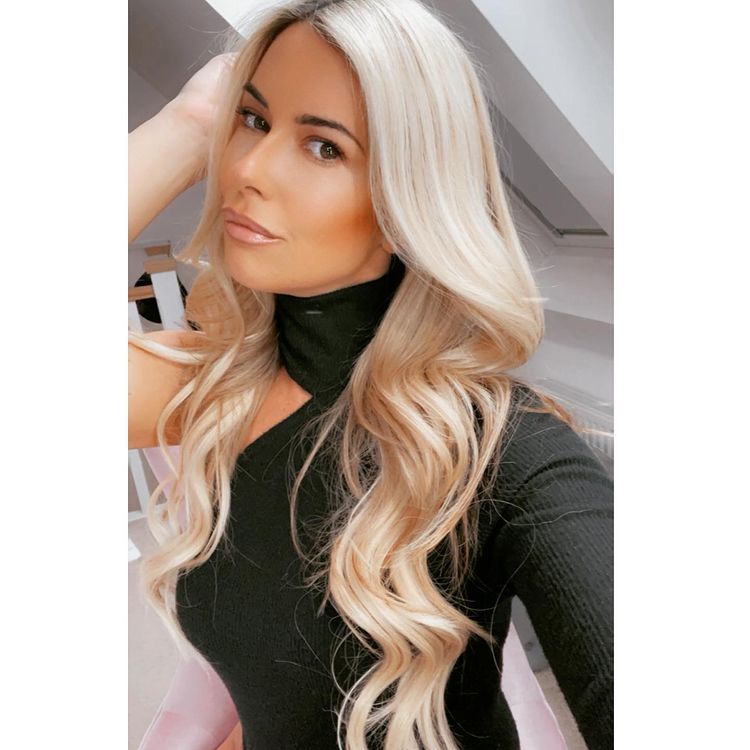 "<a href="/Jade_Ainsworth/">❤ Jade Ainsworth ❤</a>:
Waves for days 🖤
...
instagram.com/p/CNiZnAYBv9I/"