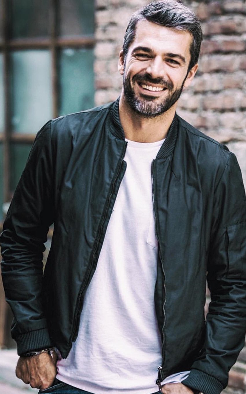 Happy birthday to the Italian Actor Luca Argentero!    
